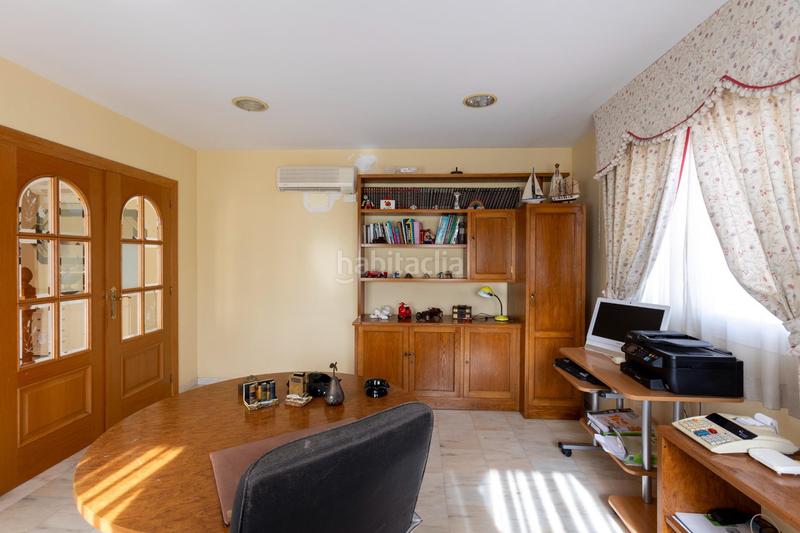 Foto bbdc1df1-5196-41d3-b0fe-132e1c767b30. Chalet gran casa en Motril ciudad Motril