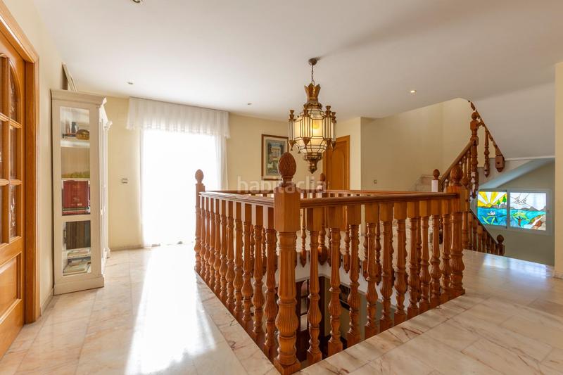 Foto f06bda0f-f31f-4a5d-997b-36333bea6c66. Chalet gran casa en Motril ciudad Motril