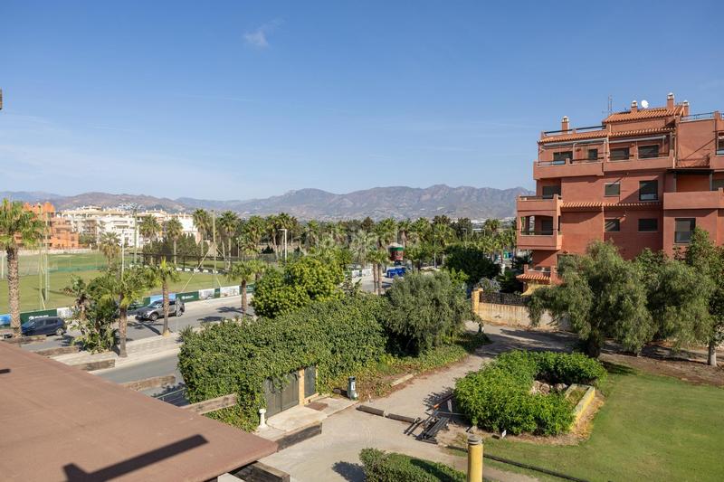 Foto e72fe071-a0ac-4ded-9ec7-9c6bd00b9f07. Appartement in calle rector jose vida soria 10 in Motril