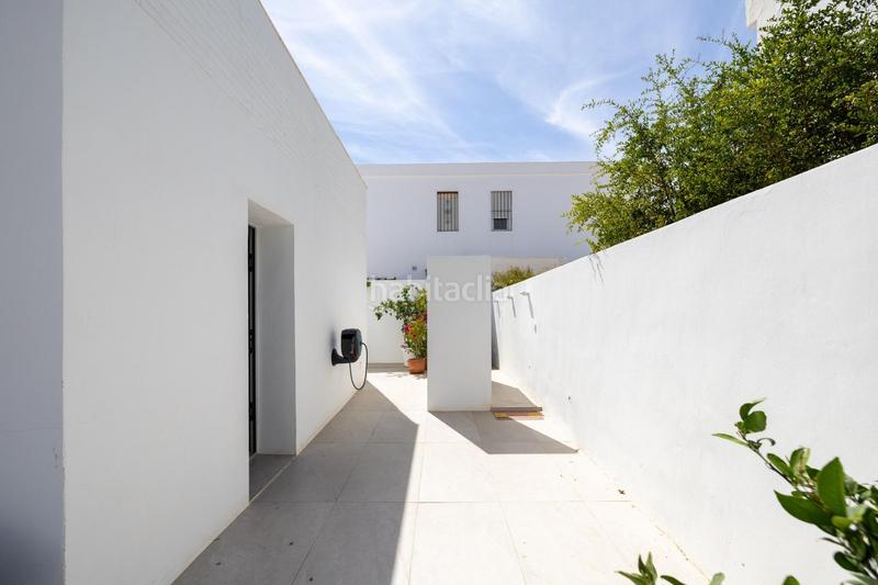 Foto d04e9f5a-0023-4c67-895e-25e7f0c67929. Xalet a Calahonda - Carchuna Motril