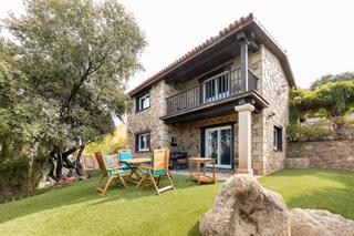 Chalet  Calle viña de los serbos, 67. Una casa unica con encanto, espacio y vistas en el corazon de si