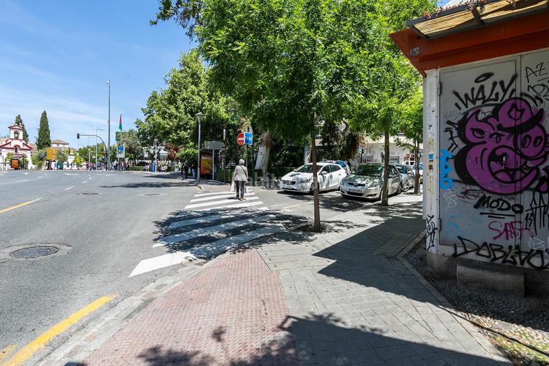 Foto db38ab91-bac5-4fee-a329-32492265379c. Car parking in San Ildefonso Granada