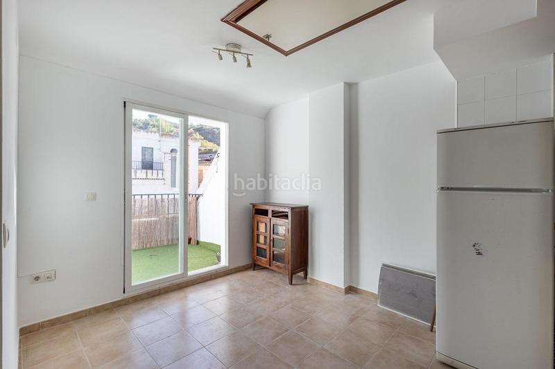 Foto 3f523b47-77ad-41f1-a696-1f023d192325. Àtic amb calefacció aparcament a Monachil pueblo Monachil