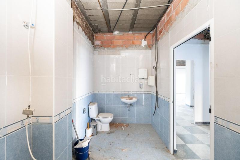 Foto 22661b63-045b-49dd-a322-69df20abbb85. Local commercial dans Av. F. Garcia Lorca - Nueva Estación Autobuses Granada