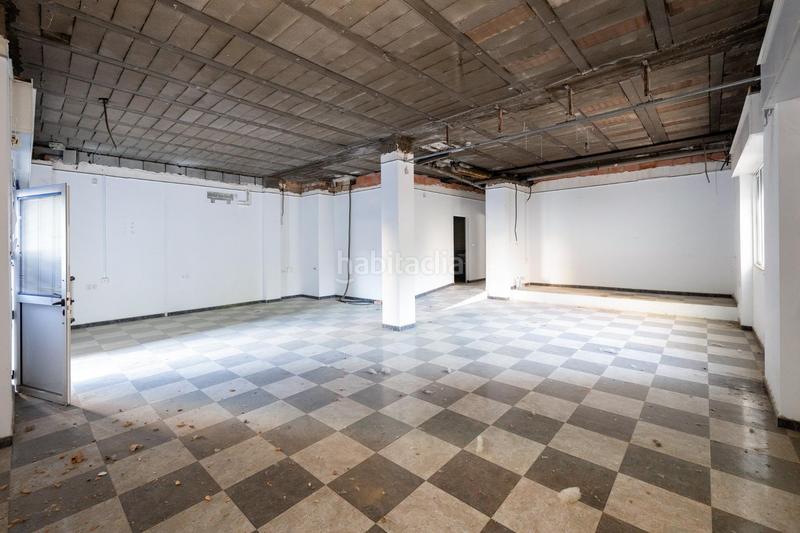 Foto ef2c6f04-7c66-47ce-9c48-b284d1c963e8. Local commercial dans Av. F. Garcia Lorca - Nueva Estación Autobuses Granada