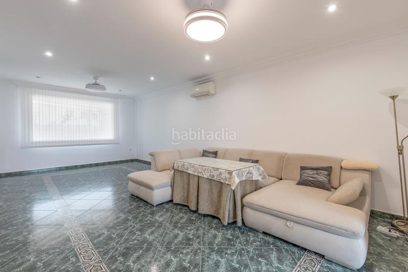 Foto 3bee9347-f8f0-41c4-9c4c-a784533aedf0. Chalet dans calle isaac newton 5 dans Láchar