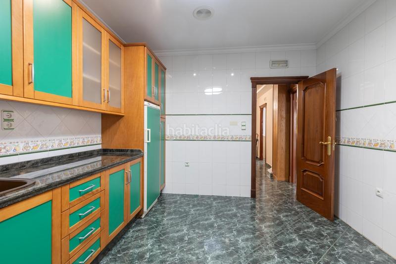 Foto cb5f31bb-42df-4059-9787-7b59bc98501a. Chalet dans calle isaac newton 5 dans Láchar