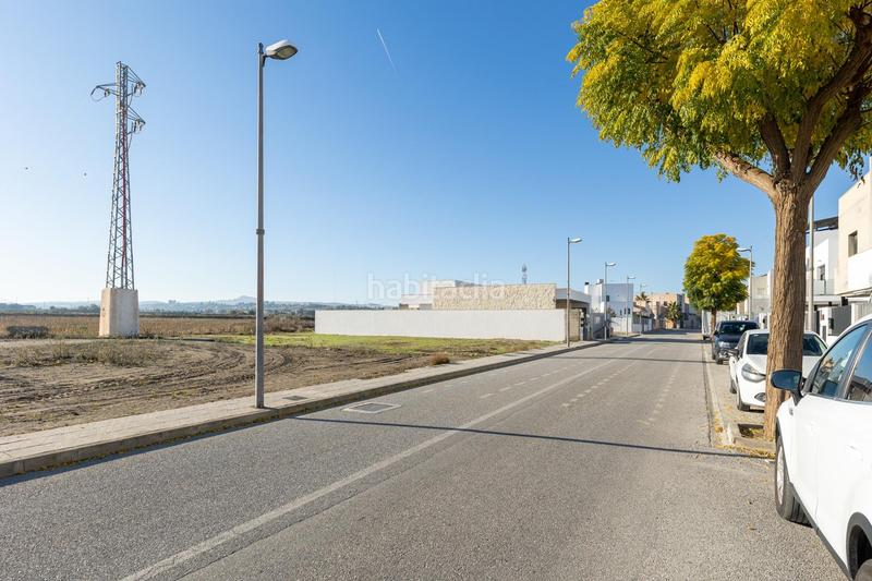 Foto 8d988e19-d9be-47f9-8865-00137fe5fa84. Residential plot in Belicena Vegas del Genil
