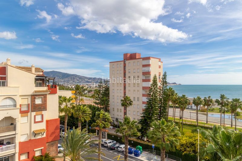 Foto 06631356-b063-4091-a3e5-fe246329aa89. Àtic amb aparcament piscina a Playa de Granada Motril