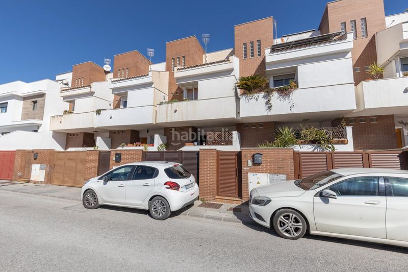 Foto c7417a09-dd88-43ff-83b2-003a86e94ad8. Casa adosada casa unifamiliar en Casco Histórico Churriana de la Vega