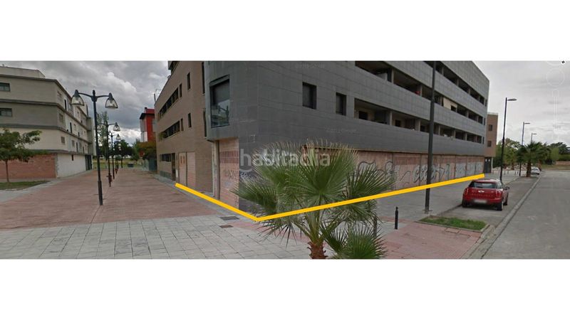Foto d85da492-f326-4dae-ae80-17262c0c99cc. Local comercial a calle torre de la vela a Santa Fe