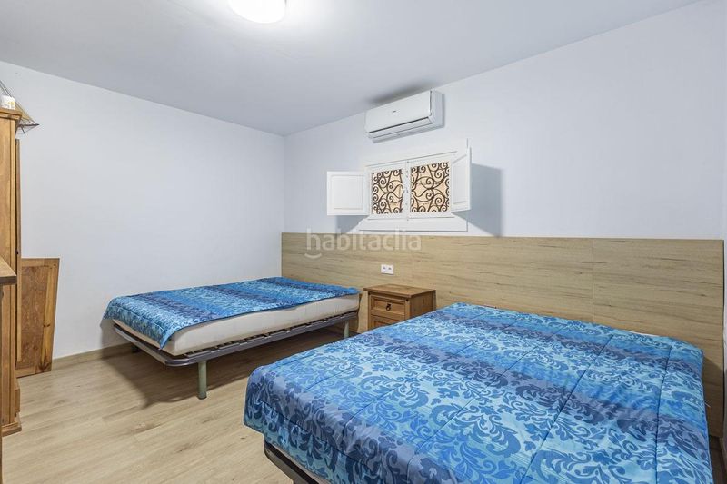 Foto c5003988-2089-4e4b-b9ac-f8768304f7c6. Casa amb piscina a Guájares (Los)