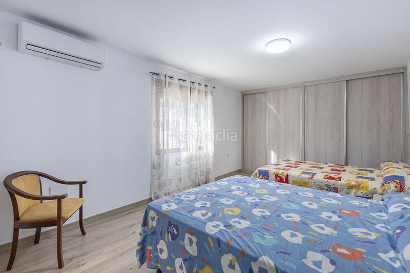 Foto ff093be3-ad7f-4c99-8c8e-2fb7f6d02c87. Casa amb piscina a Guájares (Los)