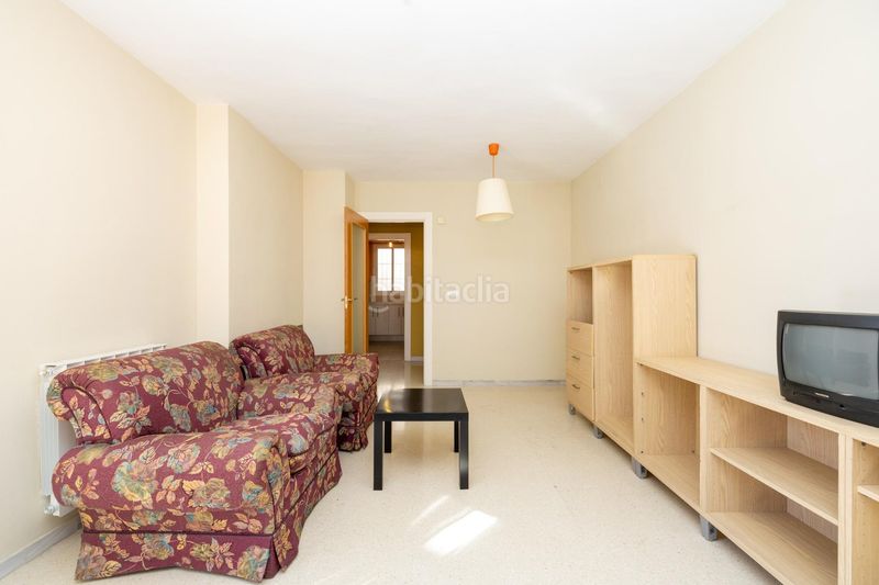 Foto f5fd563b-e7d1-4548-a2d8-ea5b4ff2b6a7. Pis amb aparcament a Lancha del Genil Granada