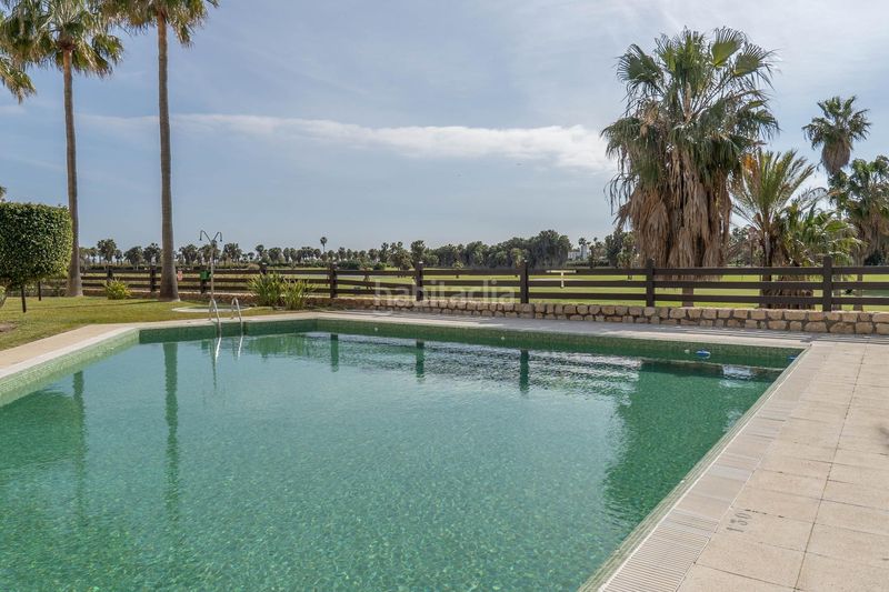 Foto d22f9318-f490-4e3f-bb3c-9d4e8a6df0ed. Pis amb aparcament piscina a Playa de Granada Motril