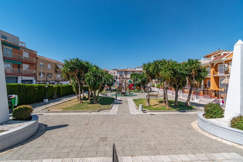 Foto 975409a2-09cd-4fb9-a44f-093cca258002. Casa amb aparcament a Peligros