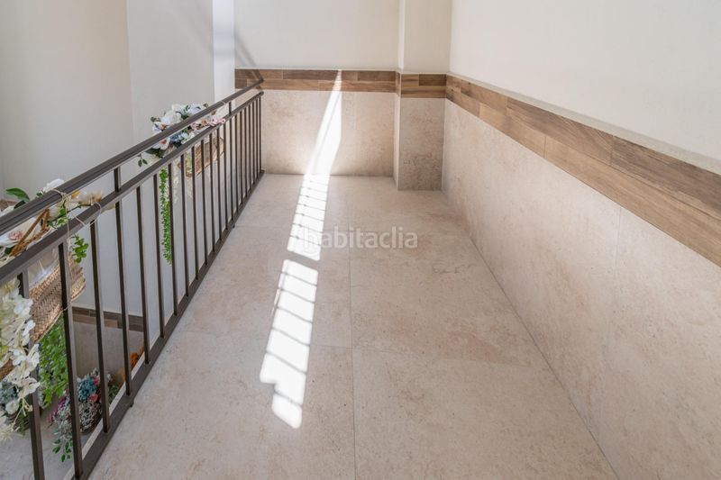 Foto c4708b24-585e-40f9-a777-224e6bb7d632. Casa amb aparcament a Peligros