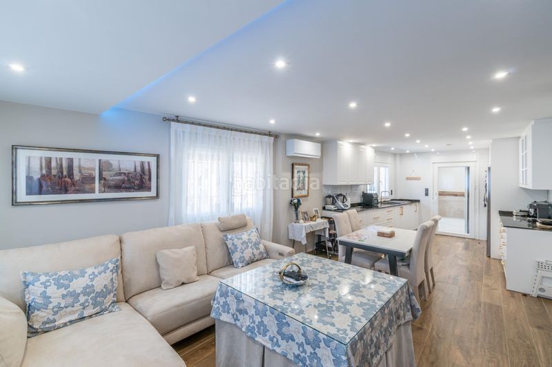 Foto c4f5d20f-9e27-4414-a434-7bd0b01ebd4e. Casa amb aparcament a Peligros