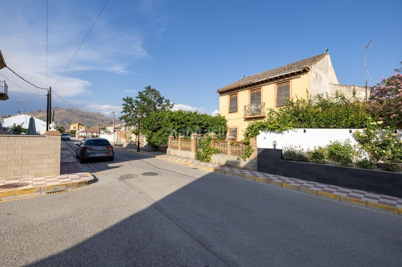 Foto 5bd70975-3cc6-42d1-97b7-1800c2966674. Casa amb piscina a Chauchina