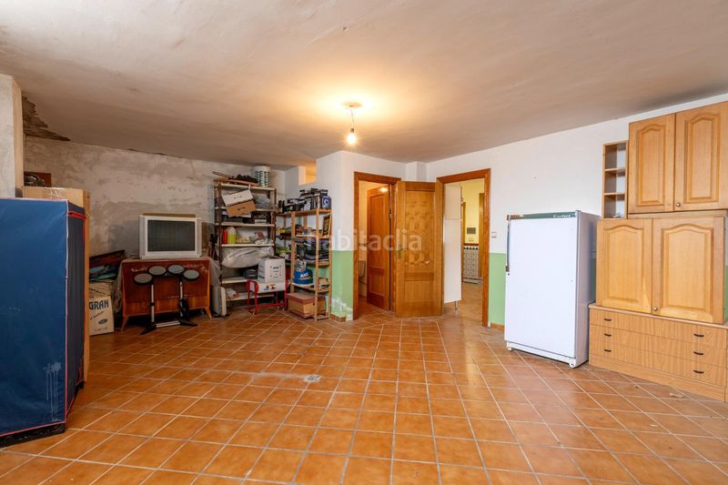 Foto 2c53a4d2-e0e7-4646-bd15-ab3844876d61. Xalet amb aparcament piscina a Escúzar