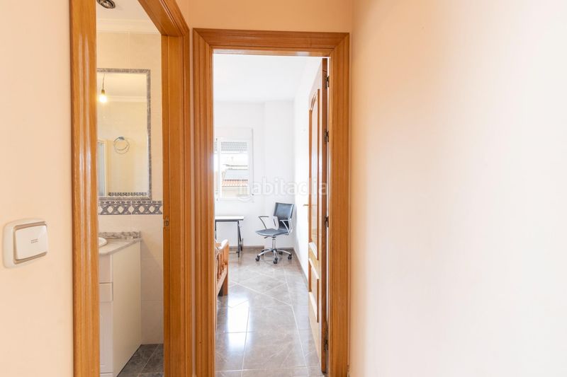 Foto 32e76067-f2cc-47f8-88f3-c01660eb57dd. Xalet amb aparcament piscina a Escúzar