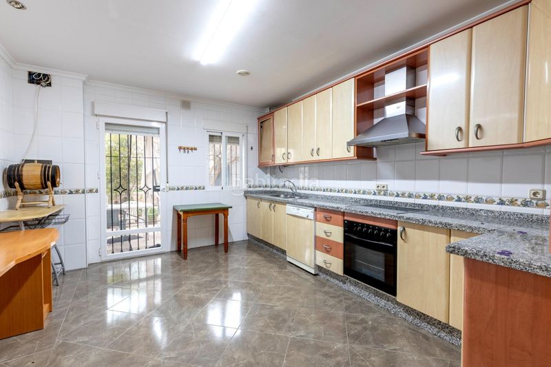 Foto 921dea0d-318a-4d0d-bd8f-fb4204c7c2c8. Xalet amb aparcament piscina a Escúzar