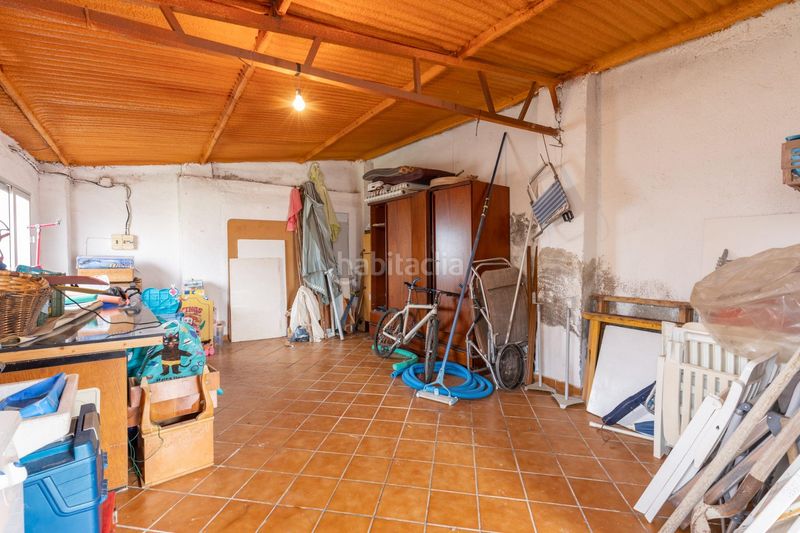 Foto 9824b2c2-47b7-4e37-bdd0-67ecde85efe0. Xalet amb aparcament piscina a Escúzar