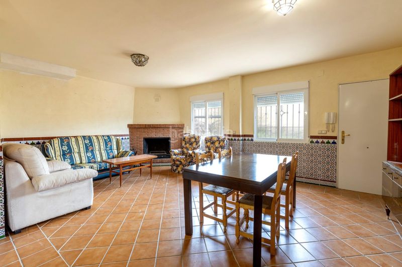 Foto 9e9b3d25-c886-4558-ae4c-847c5b740c31. Xalet amb aparcament piscina a Escúzar