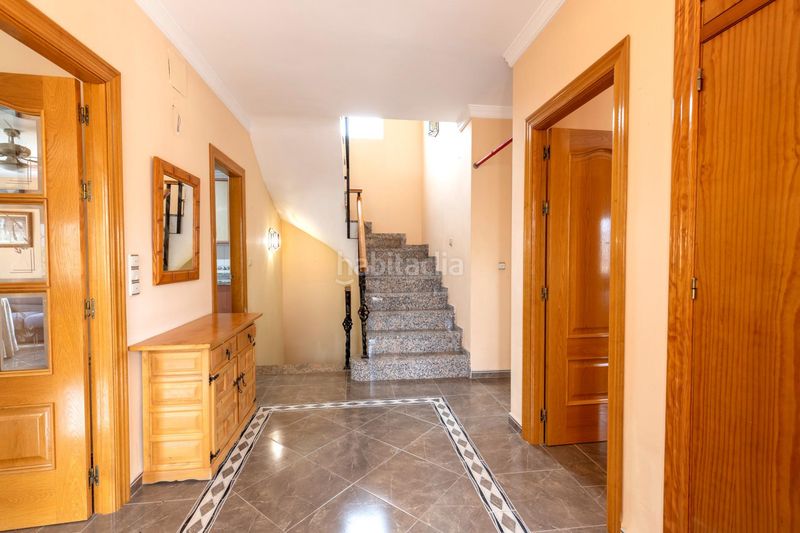 Foto b0e77d15-6a4f-4289-bee2-bbf8cedd2216. Xalet amb aparcament piscina a Escúzar