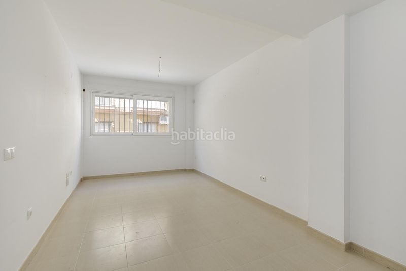 Foto af41b00d-6bb9-47db-9b4f-4aadba0c1bbf. Pis amb aparcament a Pinos Puente