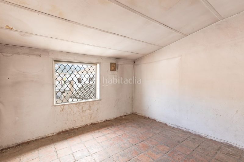 Foto be9864b7-6ba5-4953-b109-f2176b206a6e. Casa amb aparcament a Bola de Oro Granada
