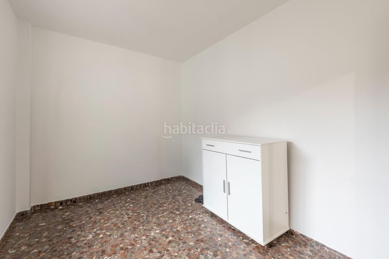 Foto 8b14d499-0f39-4842-9bc6-cf5426458cfe. Casa adossada amb aparcament a Maracena