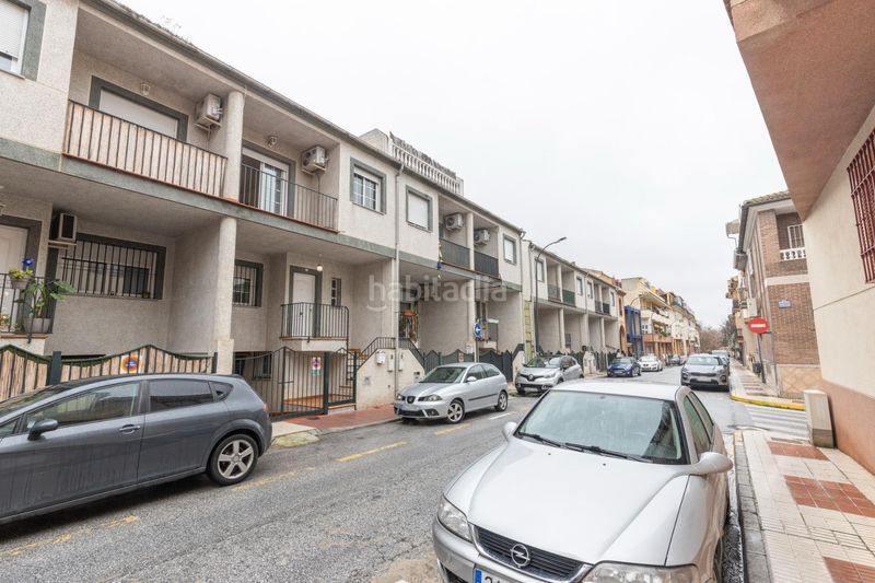 Foto e7db4e37-4b30-4961-88a2-f0f57d02c970. Casa adossada amb aparcament a Maracena