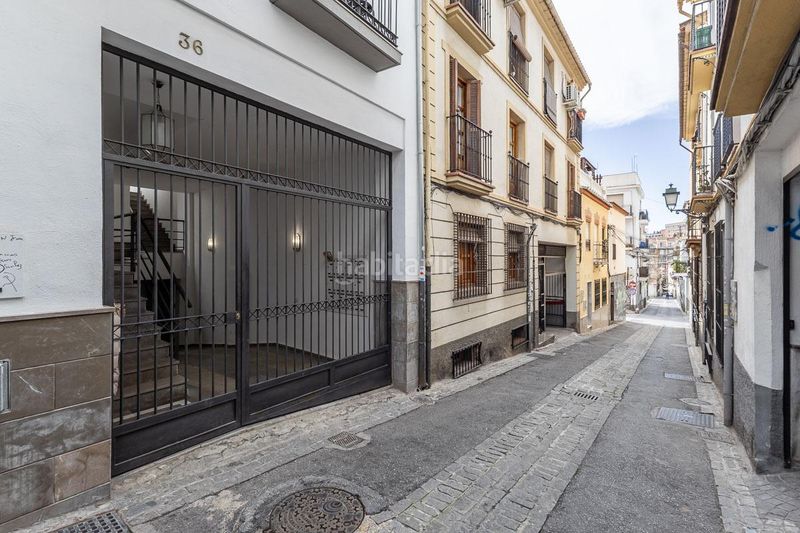 Foto d618aef6-39be-4c39-8498-975c605c6488. Car parking in calle agua de cartuja 36 in San Ildefonso Granada