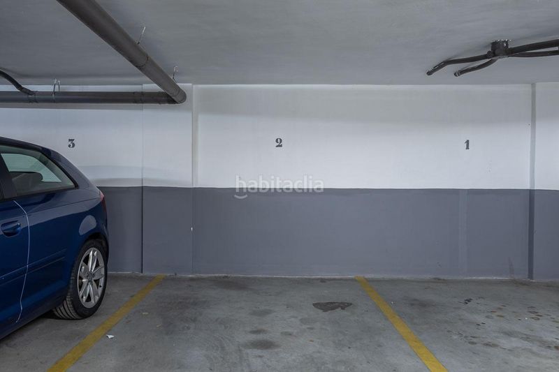 Foto fb703c24-3c44-425a-abec-64375e4d24f2. Car parking in calle agua de cartuja 36 in San Ildefonso Granada