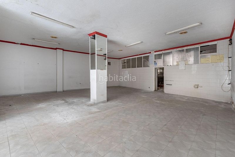 Foto d68f4e3b-e76f-4742-98c5-c4b57c12624e. Local comercial a calle puerta lorca 2 a Baza