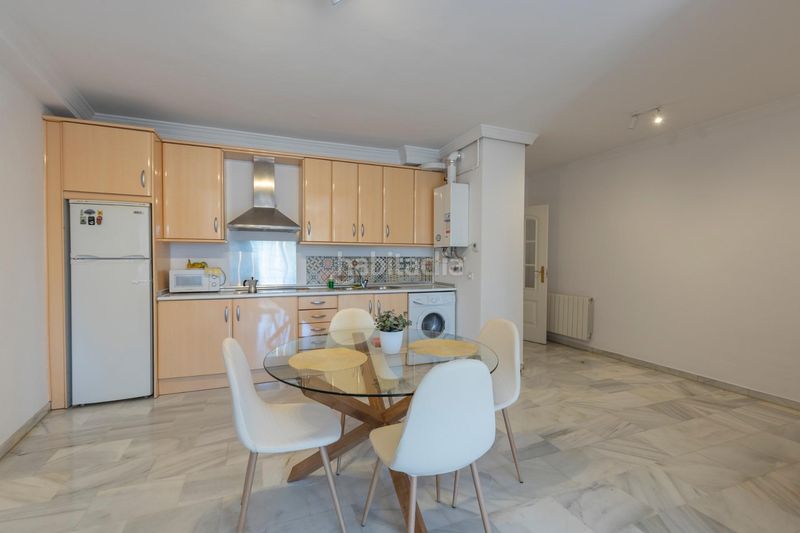 Foto 7b9b5b6e-fab8-4d0f-9aa1-6e8db2406b1c. Pis amb calefacció a Angustias - Chana - Encina Granada