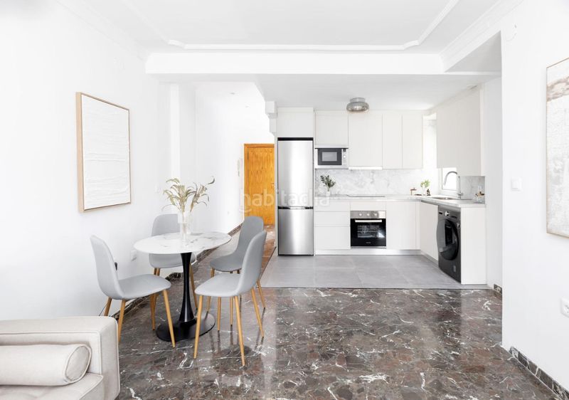 Foto 8b6d64d5-3fd5-4e8f-a105-d67e21af79d8. Pis a avenida de carmen morcillo 5 a Gójar