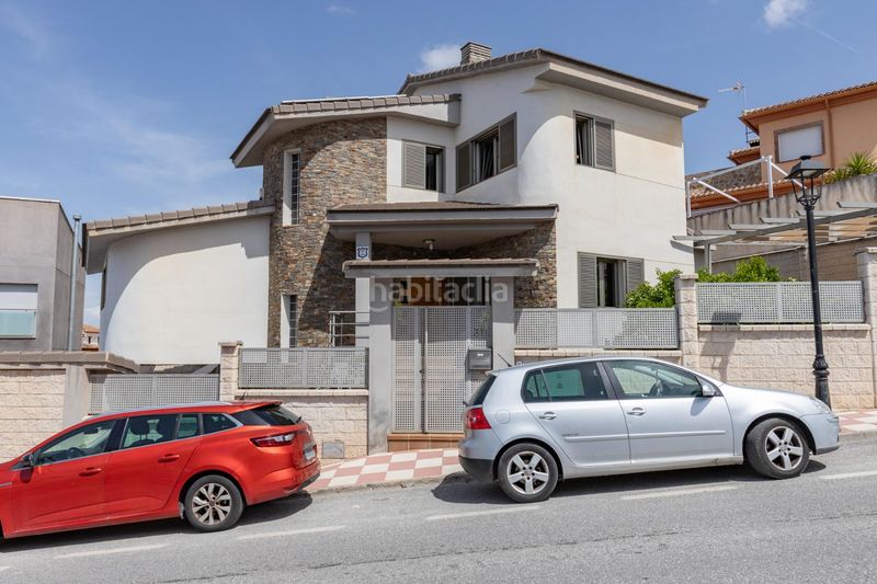 Foto 122a8c9f-dffd-424c-b107-28e995e233df. Casa amb aparcament piscina a Alfacar