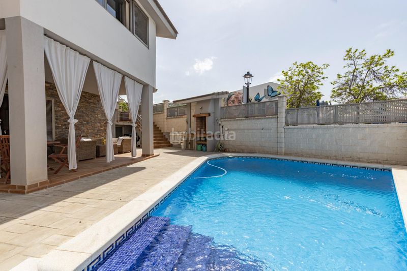 Foto 3038f9ae-da64-41c2-92a4-2abc1d67ca8f. Casa amb aparcament piscina a Alfacar