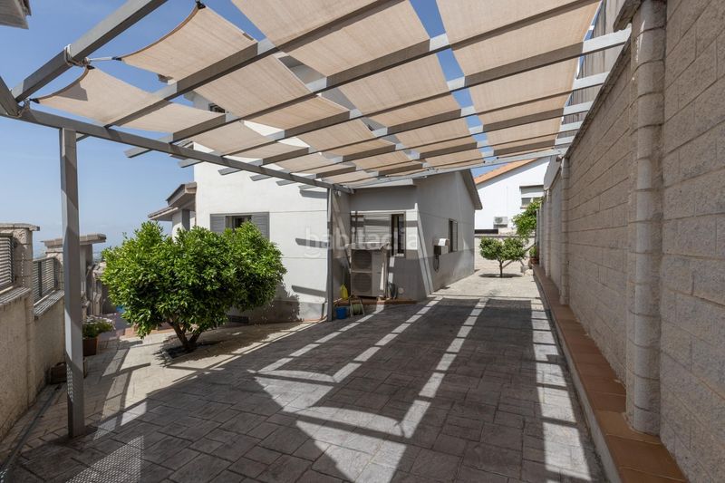 Foto a28cd488-9860-41ec-a24f-b7689343b785. Casa amb aparcament piscina a Alfacar