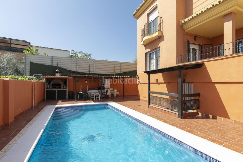 Foto 020deb29-fa78-4ee4-880a-5029bda000f0. Xalet amb calefacció aparcament piscina a Gójar