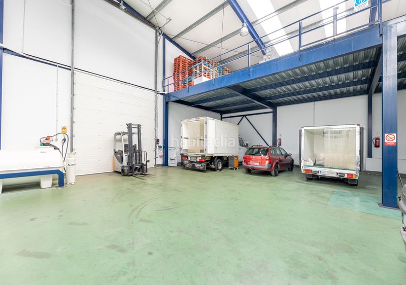 Foto a413e7f8-f00f-4157-8494-6dfd3db4ce57. Nave industrial se vende nave industrial con instalaciones completas y cámara frigorífica en Dúrcal