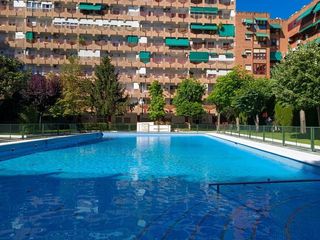 Miete Etagenwohnung  De las fuerzas armadas. Increíble piso en urbanización con piscina, pistas deportivas y
