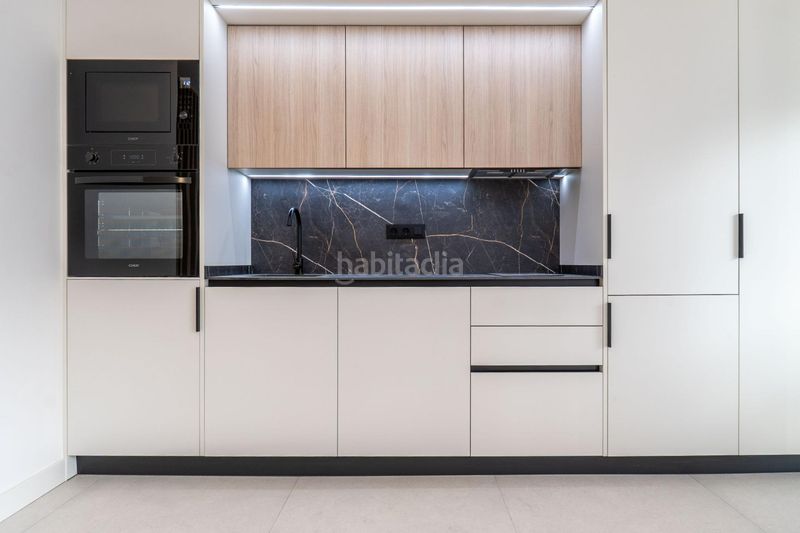 Foto 875d14e4-b9e5-437f-9b11-446cdd5b375c. Loft en calle de ronda 208 exclusivo apartamento tipo loft de obra nueva con altas calidades en Granada