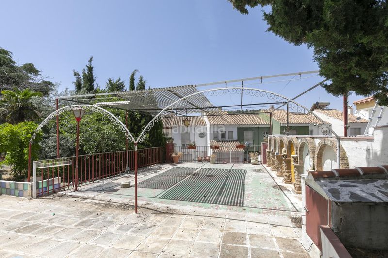 Foto 6abb4a64-7544-441f-aada-5f579f0e1a00. Wohngrundstück in Cenes de la Vega