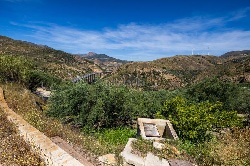 Foto bad49e83-d925-4097-88d4-90146ae200d6. Finca rústica a Lanjarón