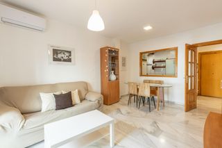 Pis  Horno cuevas 13. Acogedor piso en pleno centro de santa fe