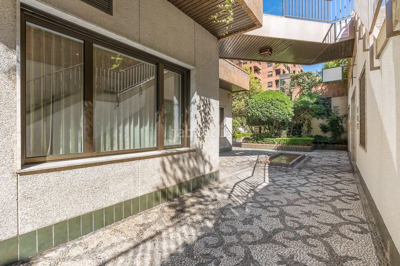 Foto 50450e5b-0a58-4330-b46a-6707a7932966. Ground floor with pool in San Ildefonso Granada