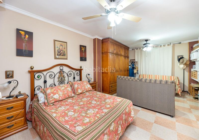 Foto db5f2b41-b380-4488-b4b8-bcdbd60408a9. Casa adossada amb calefacció aparcament piscina a Cijuela